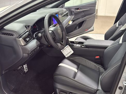 New 2026 Toyota Camry SE image 12