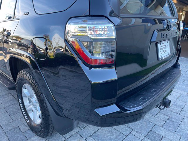Used 2023 Toyota 4Runner SR5 Premium w/ Moonroof Package AWD/4WD image 11