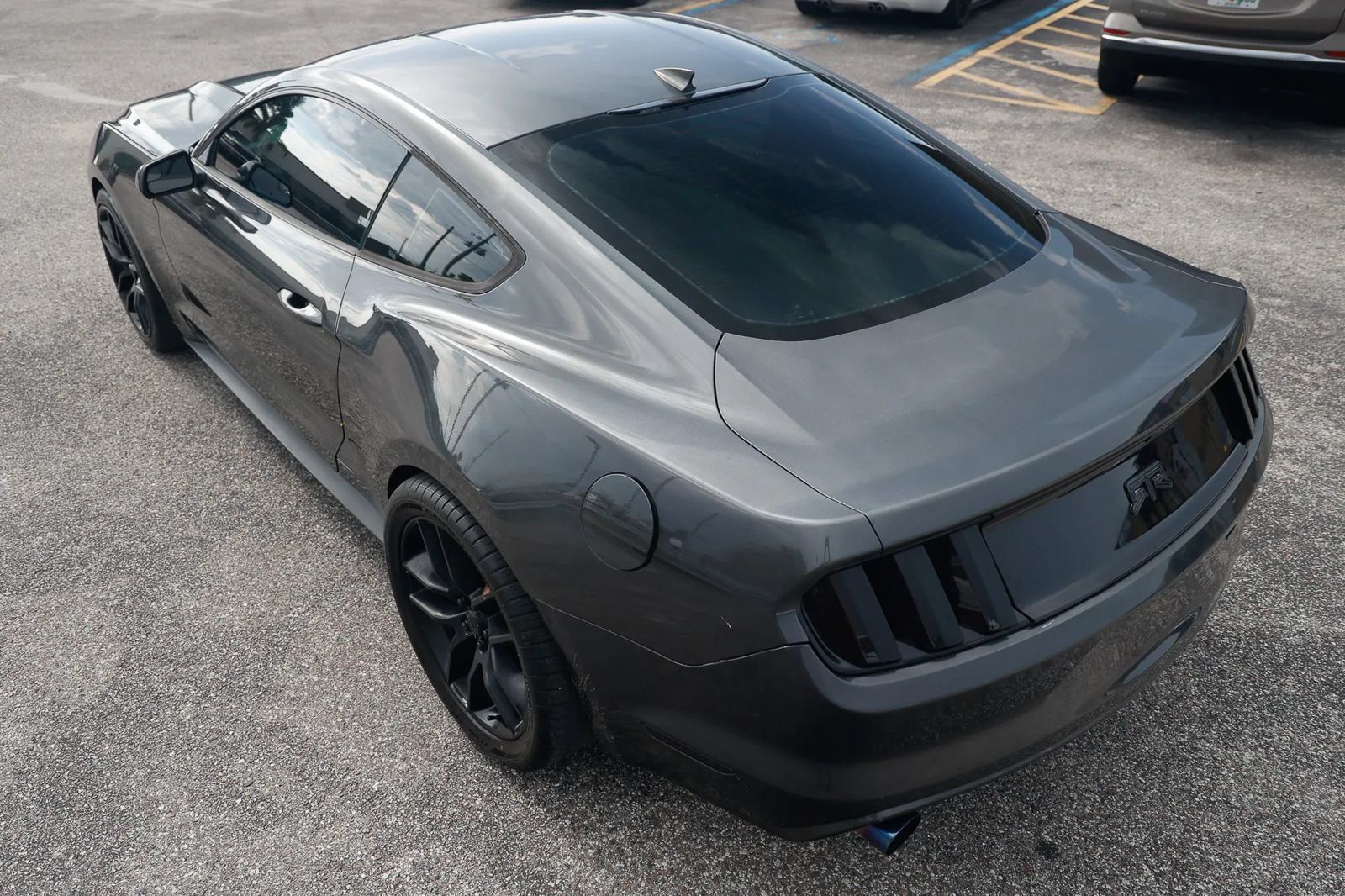 Used 2015 Ford Mustang Coupe w/ Enhanced Security Package RWD image 4