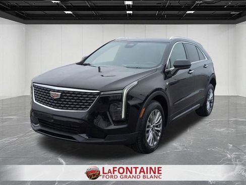 Used 2024 Cadillac XT4 Premium Luxury image 1