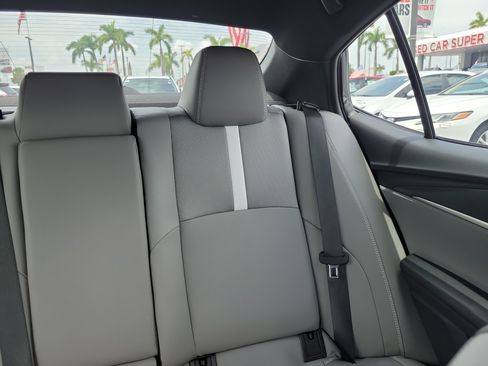 Used 2026 Toyota Camry SE FWD image 21