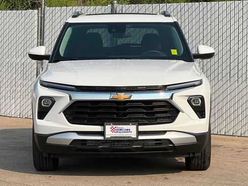 New 2026 Chevrolet TrailBlazer LT w/ LT Cold Weather Package AWD/4WD image 6