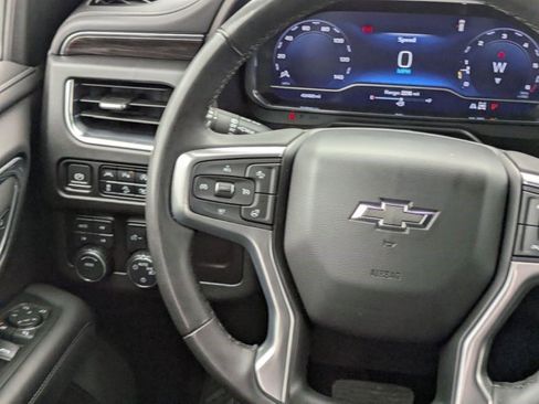 Certified 2024 Chevrolet Suburban Z71 w/ Luxury Package image 24