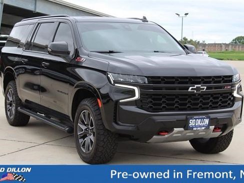 Certified 2022 Chevrolet Suburban Z71 w/ Luxury Package AWD/4WD image 2