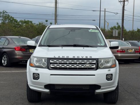 Used 2013 Land Rover LR2 HSE AWD/4WD image 9