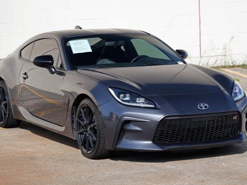 Used 2022 Toyota GR86 Premium w/ ALL Weather Mat Package (TMS) RWD image 42