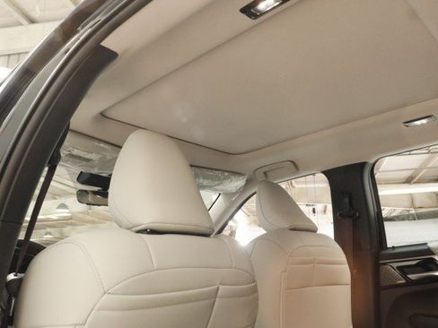New 2026 Mitsubishi Outlander SE FWD image 22
