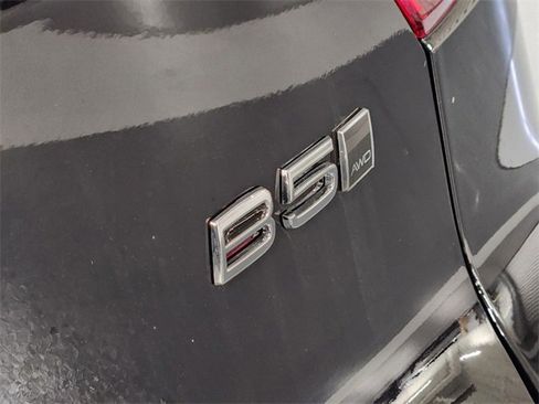 New 2025 Volvo XC40 B5 Core w/ Protection Package Premier image 13