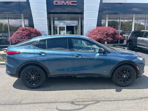 New 2026 Buick Envista Sport Touring w/ Convenience I Package FWD image 3