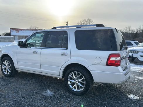 Used 2015 Ford Expedition Limited w/ Equipment Group 301A AWD/4WD image 4