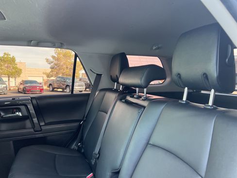 Used 2020 Toyota 4Runner TRD Off-Road Premium w/ Moonroof Package AWD/4WD image 27