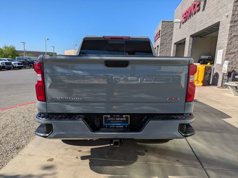Used 2024 Chevrolet Silverado 1500 RST w/ Convenience Package II image 4