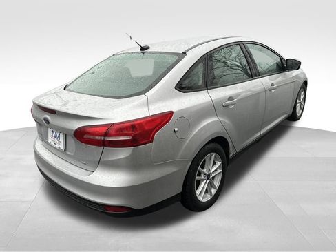 Used 2018 Ford Focus SE image 7