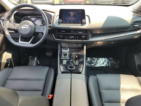 Certified 2023 Nissan Rogue SV w/ SV Premium B Package AWD/4WD image 9