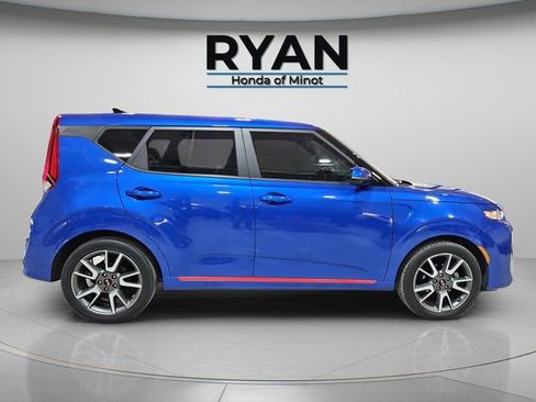 Used 2021 Kia Soul GT-Line FWD image 12
