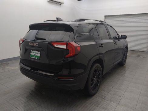 Used 2023 GMC Terrain SLE w/ Driver Convenience Package FWD image 9