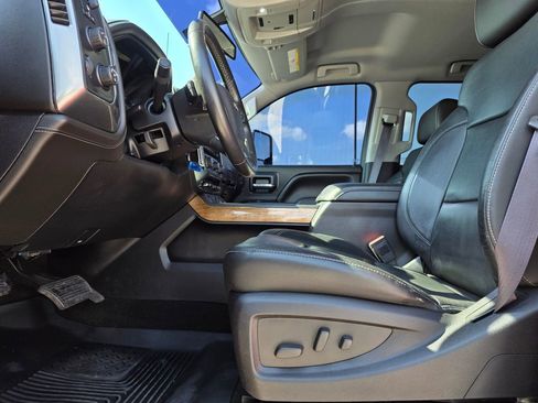 Used 2015 Chevrolet Silverado 3500 LTZ w/ Duramax Plus Package image 10