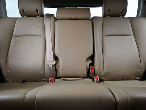 Used 2017 Toyota 4Runner Limited image 16