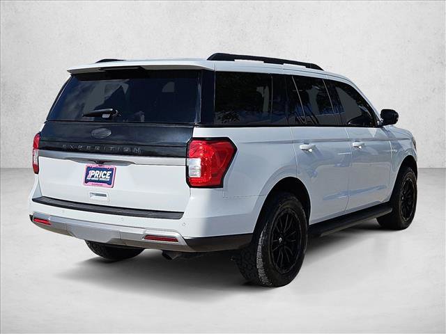 Used 2024 Ford Expedition XLT RWD image 5