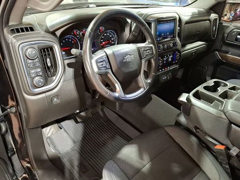 Used 2021 Chevrolet Silverado 1500 RST w/ Z71 Off-Road Package AWD/4WD image 10