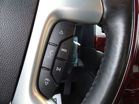 Used 2013 Cadillac Escalade EXT Premium image 26
