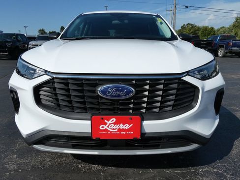 Used 2025 Ford Escape Active w/ Cold Weather Package AWD/4WD image 9