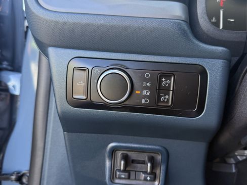 Used 2025 Ford Maverick Lariat w/ Black Appearance Package image 24