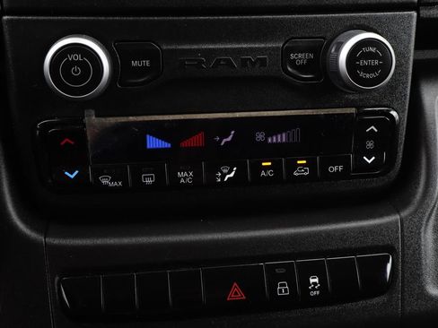 Used 2023 RAM ProMaster 3500 FWD image 38