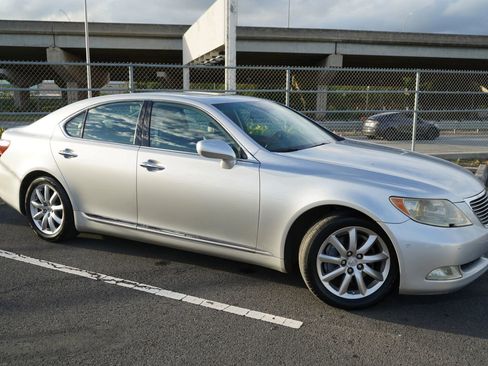 Used 2007 Lexus LS 460 LS 460 Sedan 4D image 5