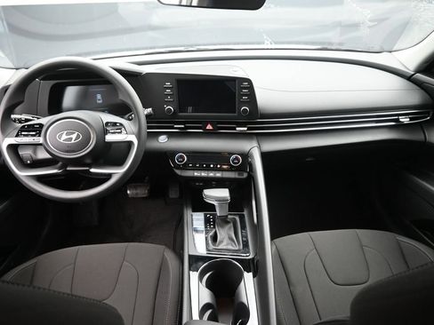 New 2026 Hyundai Elantra Hybrid FWD image 23