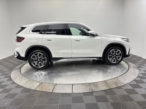 New 2026 BMW X1 xDrive28i w/ Technology Package AWD/4WD image 17