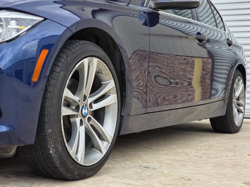 Used 2017 BMW 330i Sedan image 38