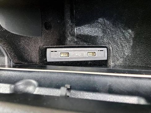 Certified 2016 Mercedes-Benz E 350 Sedan image 26