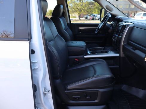 Used 2018 RAM 2500 Laramie w/ Sport Appearance Group AWD/4WD image 22