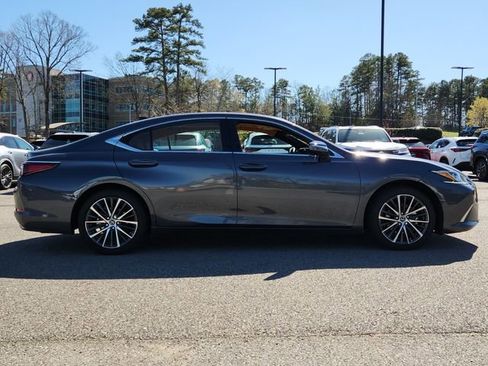 Used 2025 Lexus ES 350 w/ Premium Package image 6