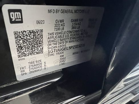 Used 2023 GMC Sierra 1500 Denali w/ Technology Package AWD/4WD image 19