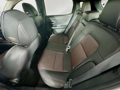 New 2026 Nissan Kicks SR w/ SR Premium Package FWD image 32