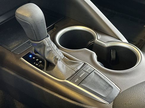 Used 2023 Toyota Camry LE image 23