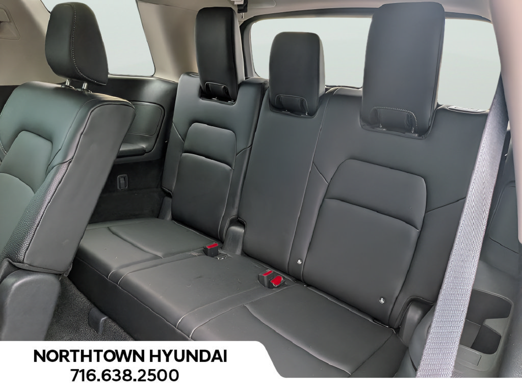 Used 2026 Nissan Pathfinder SL AWD/4WD image 32