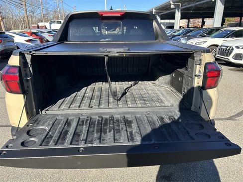 Used 2024 Hyundai Santa Cruz Limited image 13