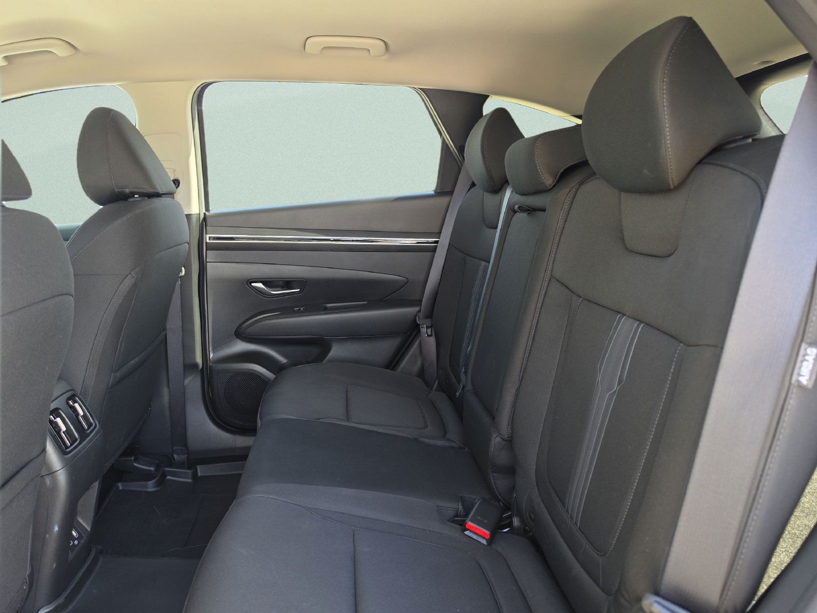 Used 2024 Hyundai Tucson SEL FWD image 23