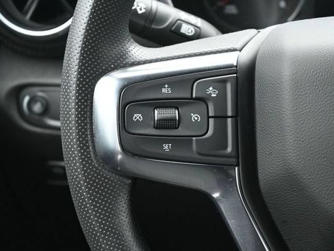 Used 2025 Chevrolet Blazer LT FWD image 16