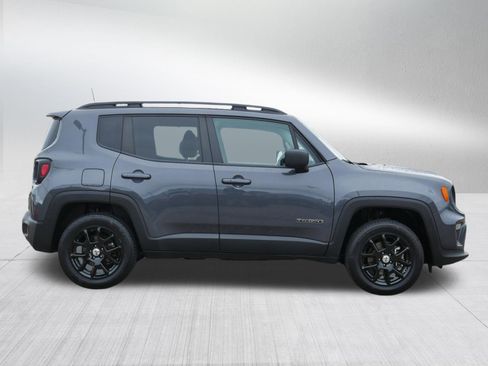 Used 2022 Jeep Renegade Latitude w/ Convenience Group AWD/4WD image 8