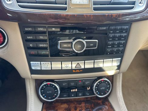 Used 2012 Mercedes-Benz CLS 550 4MATIC image 29
