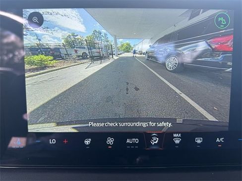 Used 2024 Ford Mustang GT Premium image 18