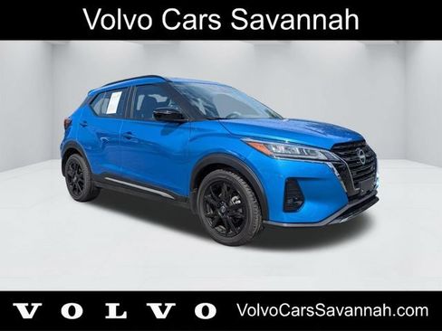 Used 2024 Nissan Kicks SR FWD image 1