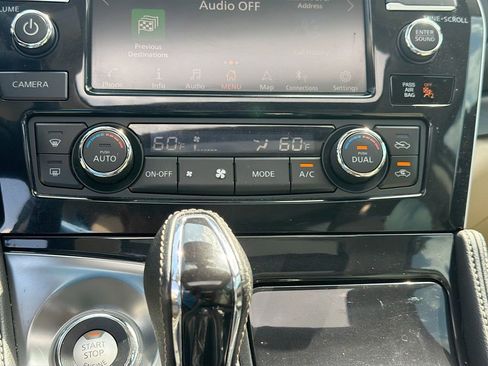 Used 2021 Nissan Maxima Platinum w/ Sport Mat Group image 15