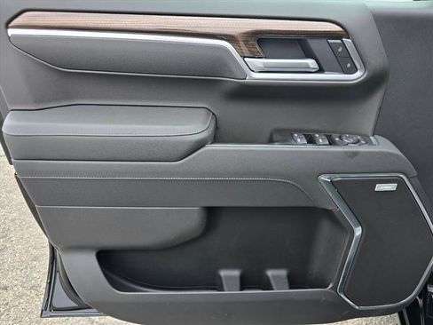 New 2026 Chevrolet Silverado 1500 RST w/ Convenience Package II AWD/4WD image 8