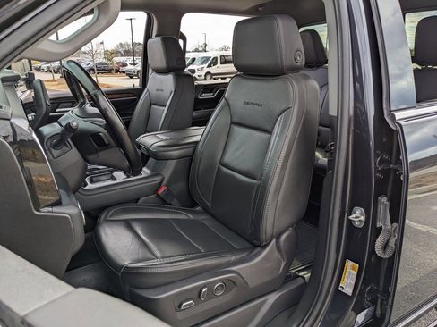 Used 2024 GMC Sierra 2500 Denali w/ Denali Reserve Package image 48