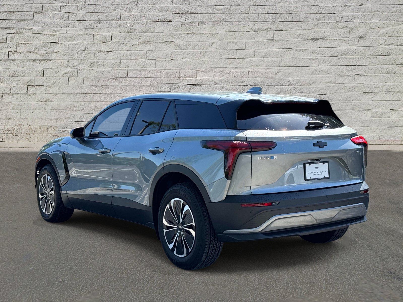Used 2025 Chevrolet Blazer EV LT AWD/4WD image 3